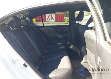 2017 Honda Accord Sport из США, поврежденный, VIN 1HGCR2F52HA305752